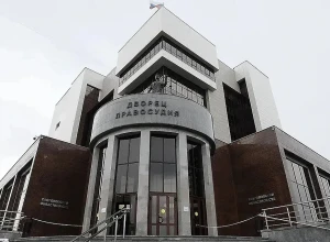 Екатеринбургского бодибилдера с друзьями отправили в колонию за мошенничество