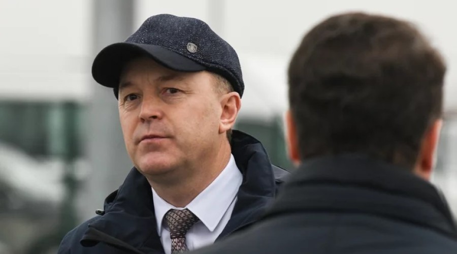 Свердловский министр транспорта получил медаль участника СВО и ушел в отставку