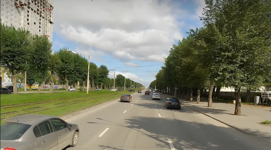 В Екатеринбурге начнут масштабный ремонт самой длинной улицы в городе