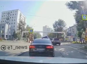 В Екатеринбурге автохам устроил аварию и уехал с места происшествия