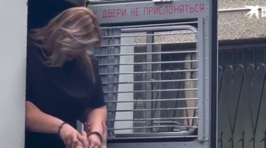 Суд оставил за решеткой опекуншу Далера, обвиняемую в убийстве с особой жестокостью