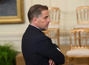 Сыну президента США Хантеру Байдену предъявили три обвинения