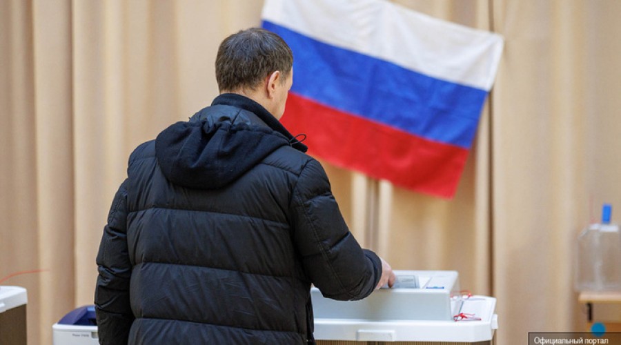 СМИ: Мэр Орлов жестко потребовал от чиновников исправить ситуацию с голосами екатеринбуржцев