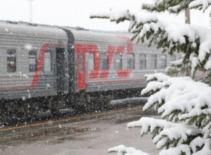 Екатеринбуржцы ехали стоя в электричке из-за нехватки вагонов