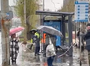 Из екатеринбургского трамвая выпала пенсионерка