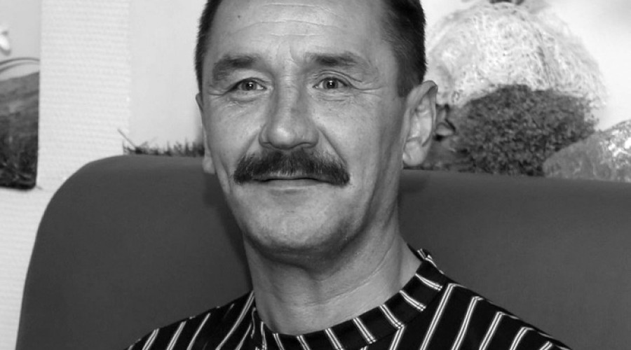 В Берёзовском простятся с 55-летним газосварщиком, погибшим в зоне СВО