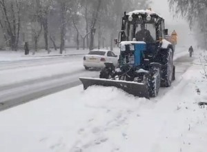 Сможет ли проехать общественный транспорт по заснеженным екатеринбургским улицам?