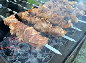 30 тонн мяса съедят в центре Екатеринбурга