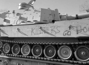 В Греции остановили поезд с танками США и потребовали возвращаться назад