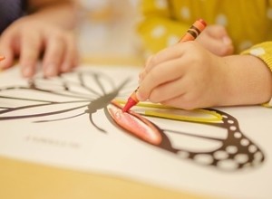 Из екатеринбургского детсада во время новогоднего утренника сбежала 5-летняя девочка