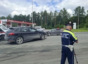 В Екатеринбурге в аварии пострадали мать и трое детей