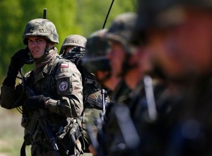 Польша начала наращивать военную мощь