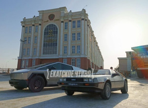 Легендарный DeLorean из «Назад в будущее» представили в Пышме