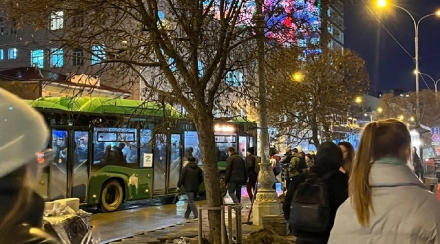 В Екатеринбурге 10-летнего мальчика высадили из автобуса