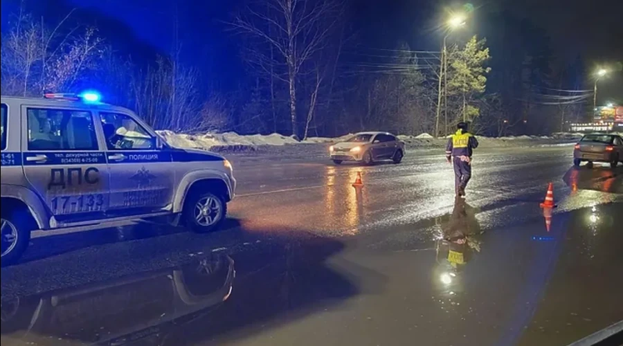 Под Екатеринбургом легковушка насмерть сбила пенсионерку у пешеходного перехода