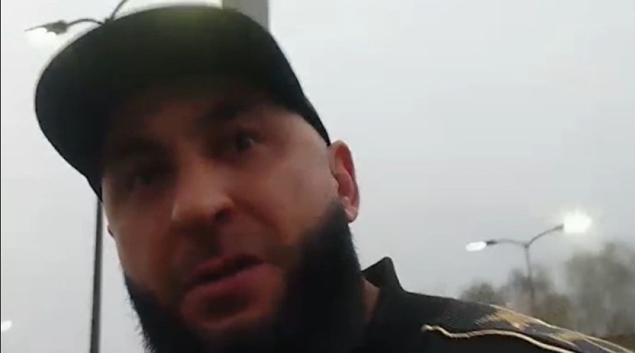 Силовики задержали мужчину на Mercedes, напавшего на девушку в Екатеринбурге