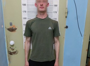 В Академическом парень угнал легковушку и протаранил несколько машин