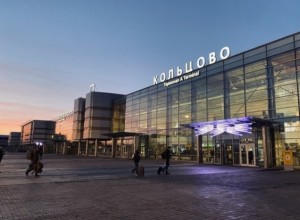 Накануне над Екатеринбургом кружил военный самолёт