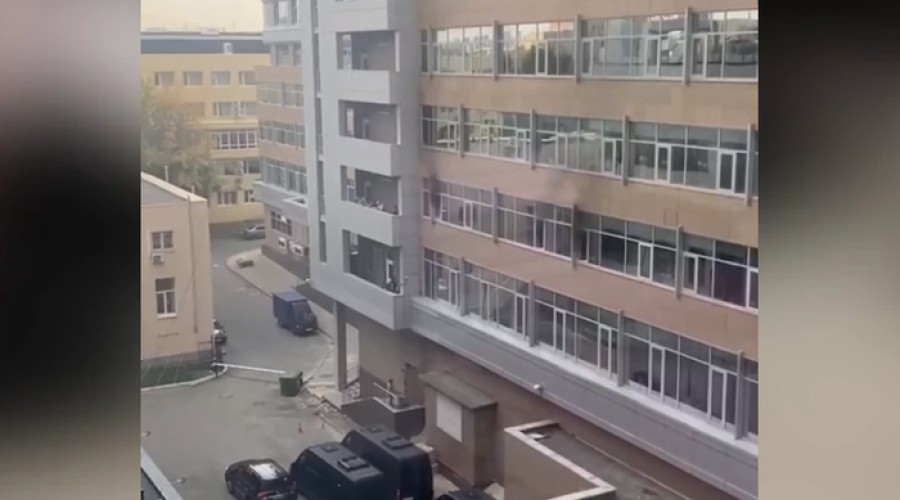 В Екатеринбурге эвакуировали бизнес-центр