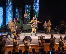 В знак благодарности: как мы провели вечер в театре!