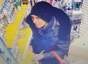 Расплатился улыбкой. В Екатеринбурге ищут магазинного вора