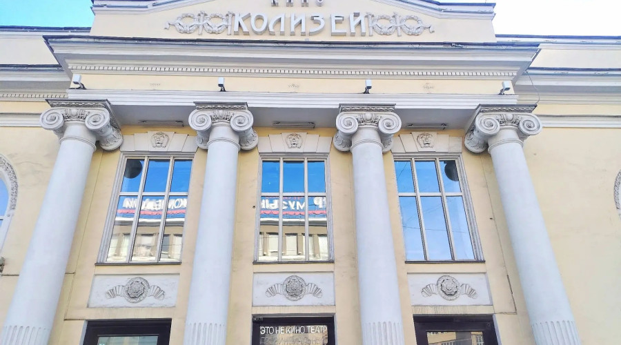 В знак благодарности: как мы провели вечер в театре!