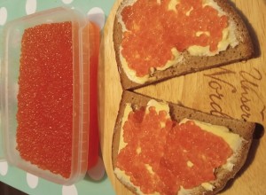 Продавщица имитированной красной икры избежала на Урале суда, вернув покупателям сотни тысяч рублей