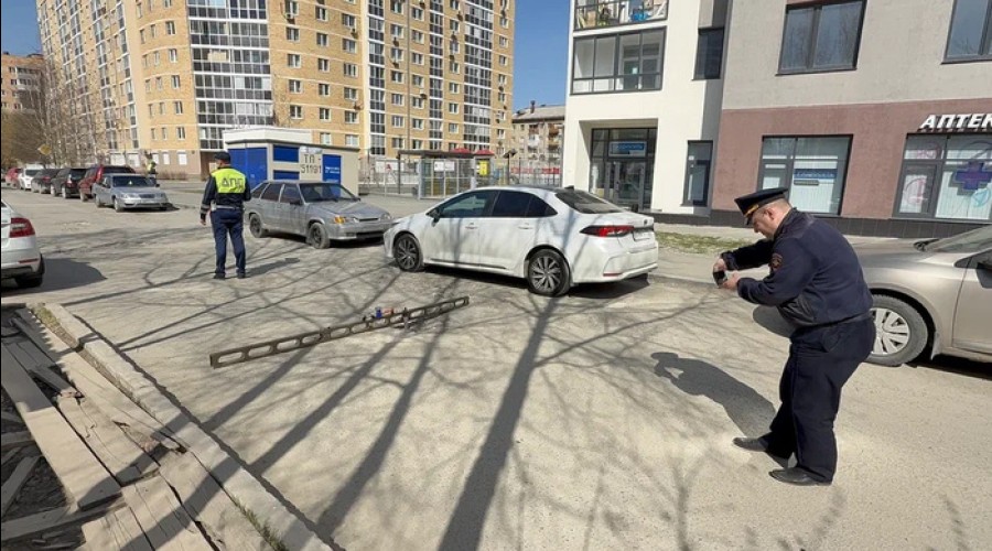 «Смертельный номер». В Екатеринбурге «Тойота» сбила ребенка на трюковом самокате