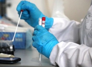 В Госдуме вновь ввели тестирование на COVID для депутатов