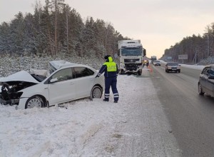 Стало известно, кто погиб в страшной аварии на ЕКАД
