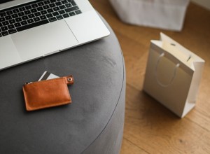 Екатеринбуржцу выдали банковскую карту с долгом в 42 миллиона рублей