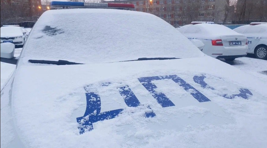 На Металлургов водитель «Мерседеса» сбил пожилую женщину