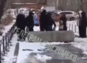 На Новой Сортировке подрались две школьницы из Киргизии