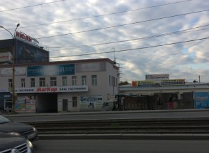 У моста на ЖБИ сровняли с землёй легендарные склады