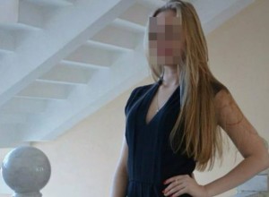 Молодая уральская учительница, которая переспала со своим учеником, ушла на больничный