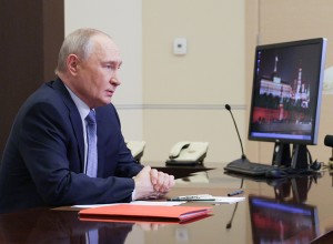 Путин обсудил с Совбезом борьбу с финансированием терроризма.