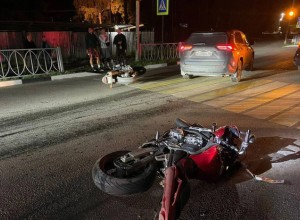 Под Екатеринбургом BMW cбил мотоциклистов
