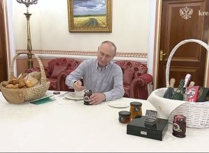 Путину привезли пирожки от пекарни «Машенька» с «Прямой линии»