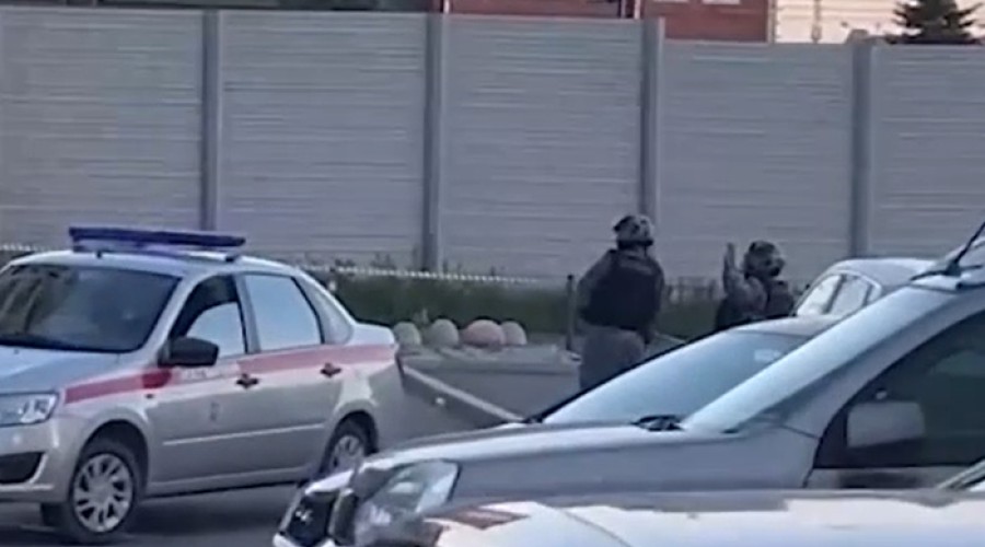 В Екатеринбурге возле мусорных баков нашли гранату