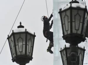 В Екатеринбурге разгромили ледовый городок