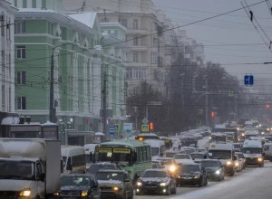 В Челябинске образовались 10-балльные пробки.