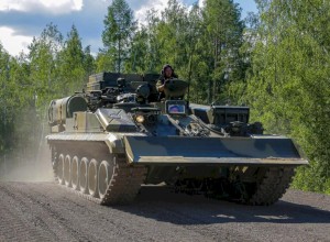 «Уралвагонзавод» досрочно направил войскам партию инженерных бронемашин