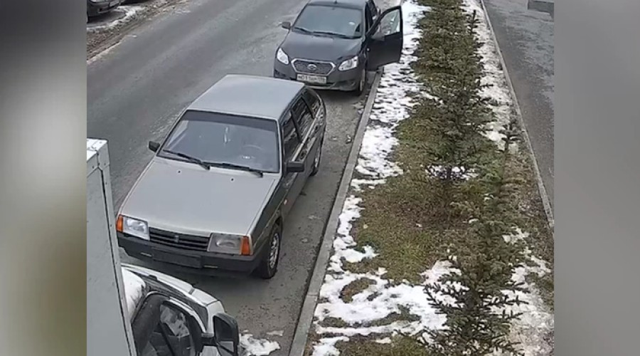 В Екатеринбурге произошла очень странная авария