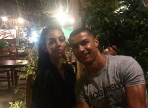 Криштиану Роналду сделал предложение матери своих детей
