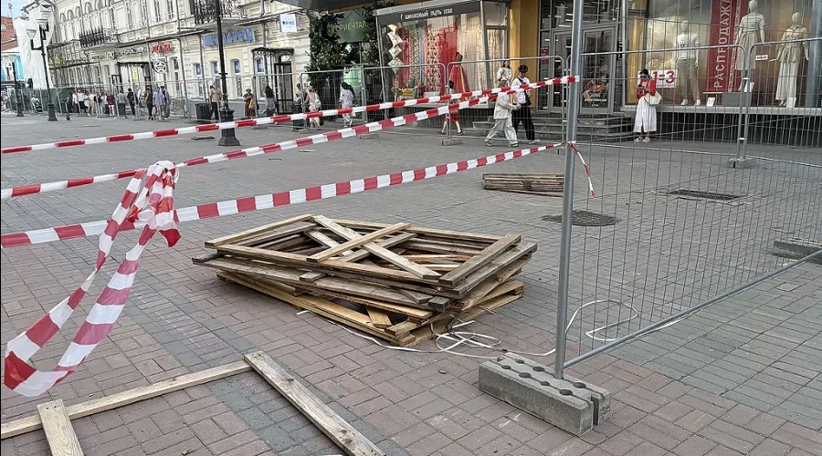 В Екатеринбурге закрыли для пешеходов улицу Вайнера