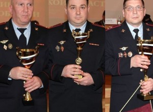 Свердловский генерал вручил кубки лучшим полковникам гарнизона