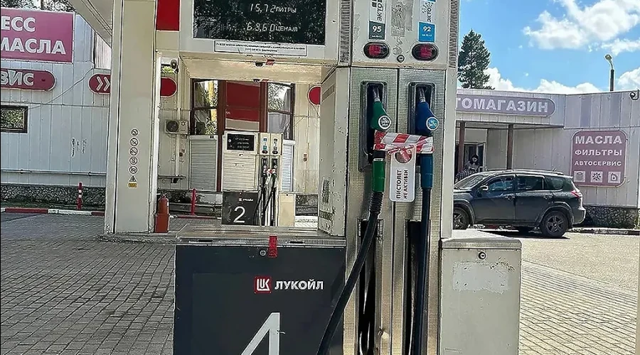 В Свердловской области вновь подорожал бензин