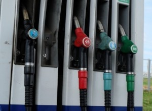 Глава Минэнерго сообщил о начале снижения розничных цен на топливо