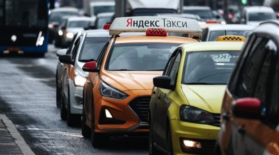 «Яндекс» начал тестировать запрет на подачу такси в места без стоянок