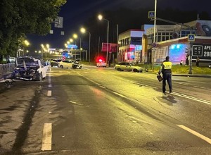 Мы чуть не погибли: пьяный пермяк на грузовике снес семь машин в Екатеринбурге